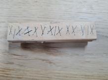 Gebruikt. Stampers Anonymous J4-1082 op hout. Tim Holtz Collectie 