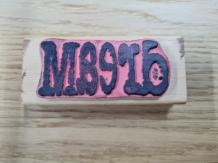 Gebruikt. Stampers Anonymous J3-1076 op hout. Tim Holtz Collectie  