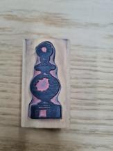 Gebruikt. Stampers Anonymous E2-658 op hout   