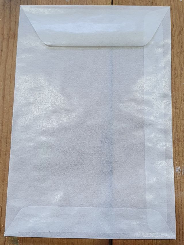 25 vellum zakjes met sluitklepje 8,5 x 13 cm
