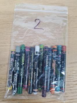 Gebruikt. 12 Dina Wakley Scribble sticks 2