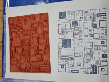 Gebruikt. Rubber stempel op looptape, squares