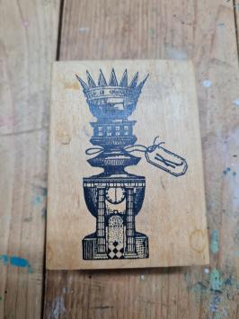 Gebruikt. Stampers Anonymous M3-652 op hout