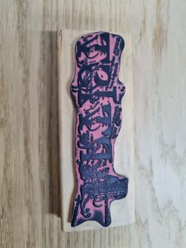 Gebruikt. Stampers Anonymous P3-1215 op hout . Tim Holtz Collection