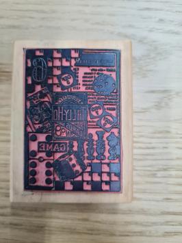 Gebruikt. Stampers Anonymous M3-707 op hout 