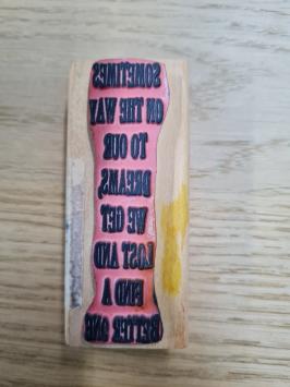 Gebruikt. Stampers Anonymous J3-1081 op hout. Tim Holtz Collectie  
